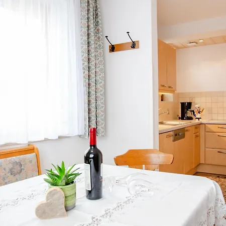 Haus Stecher Apartman *