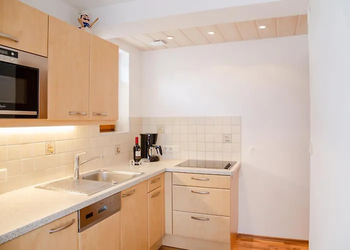 Haus Stecher * ناودرس