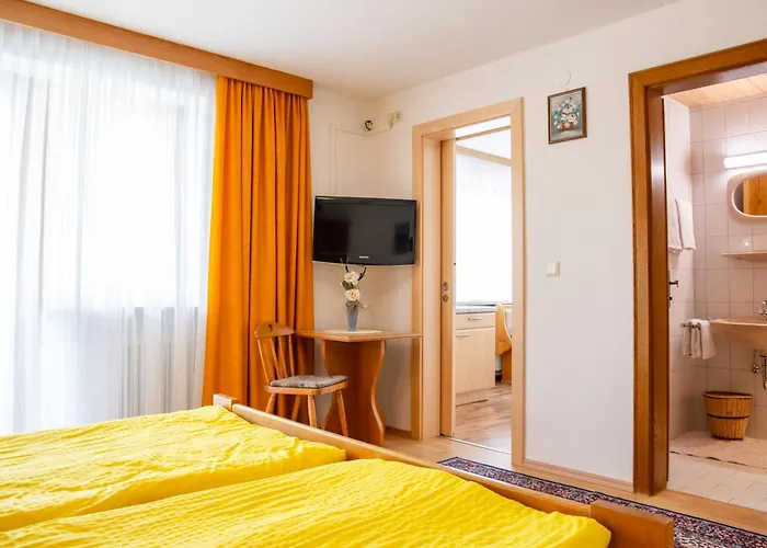 Haus Stecher * ناودرس