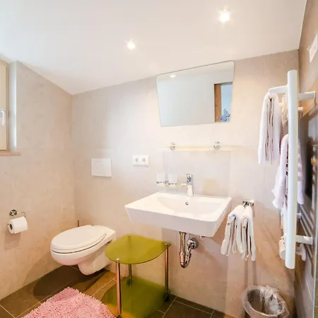 Haus Stecher Apartamento *